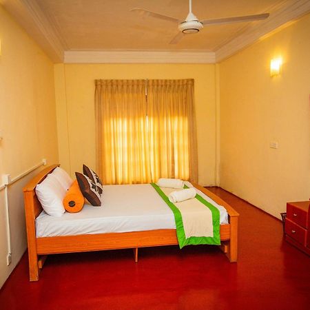 Sunbloom Inn Kandy Luaran gambar
