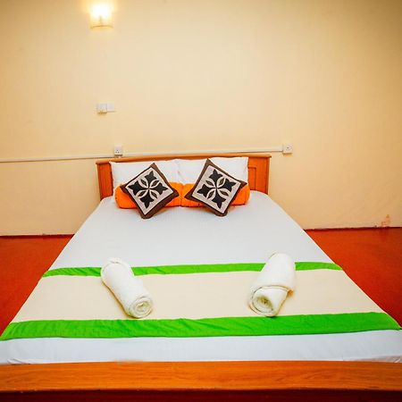 Sunbloom Inn Kandy Luaran gambar