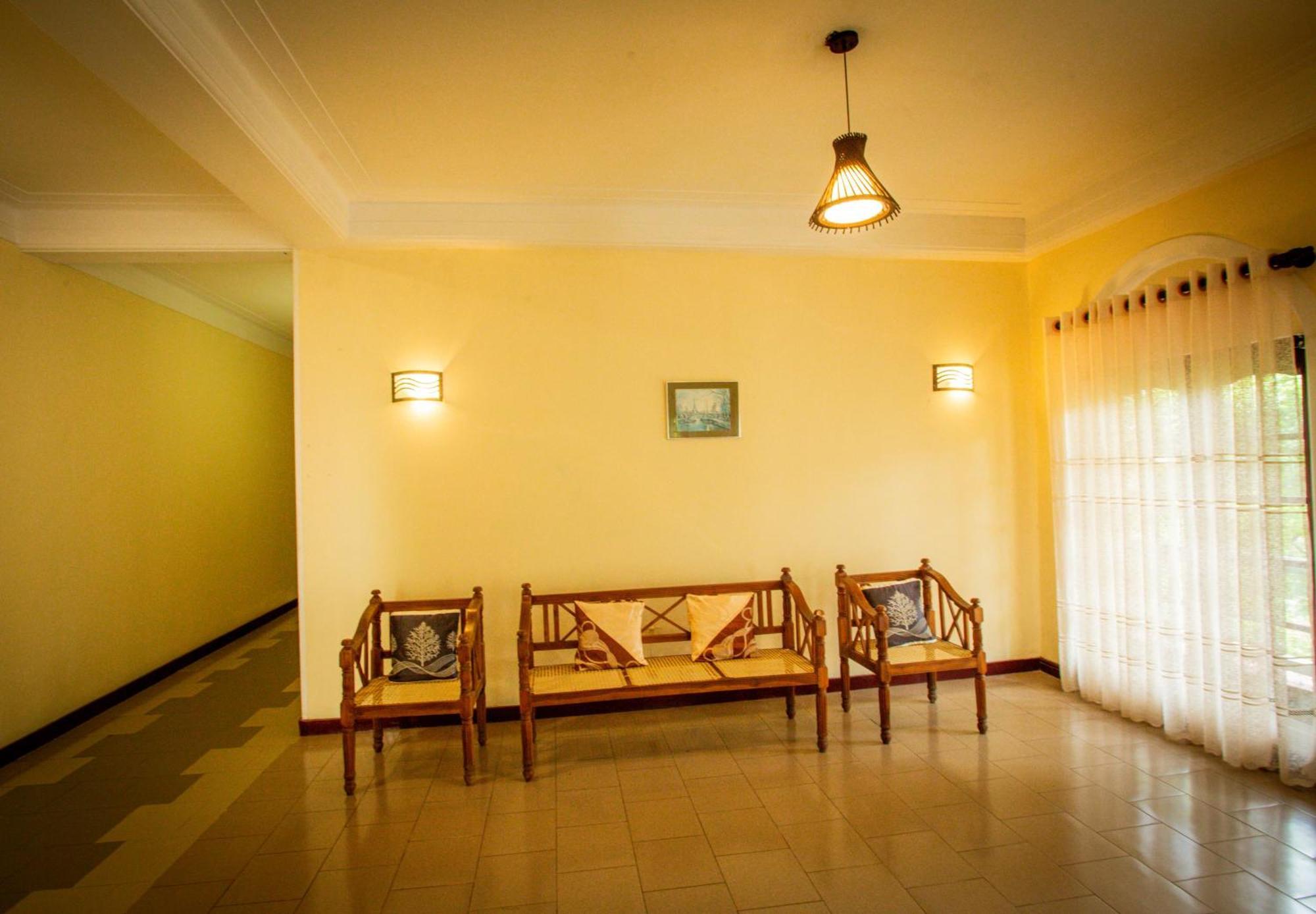 Sunbloom Inn Kandy Luaran gambar