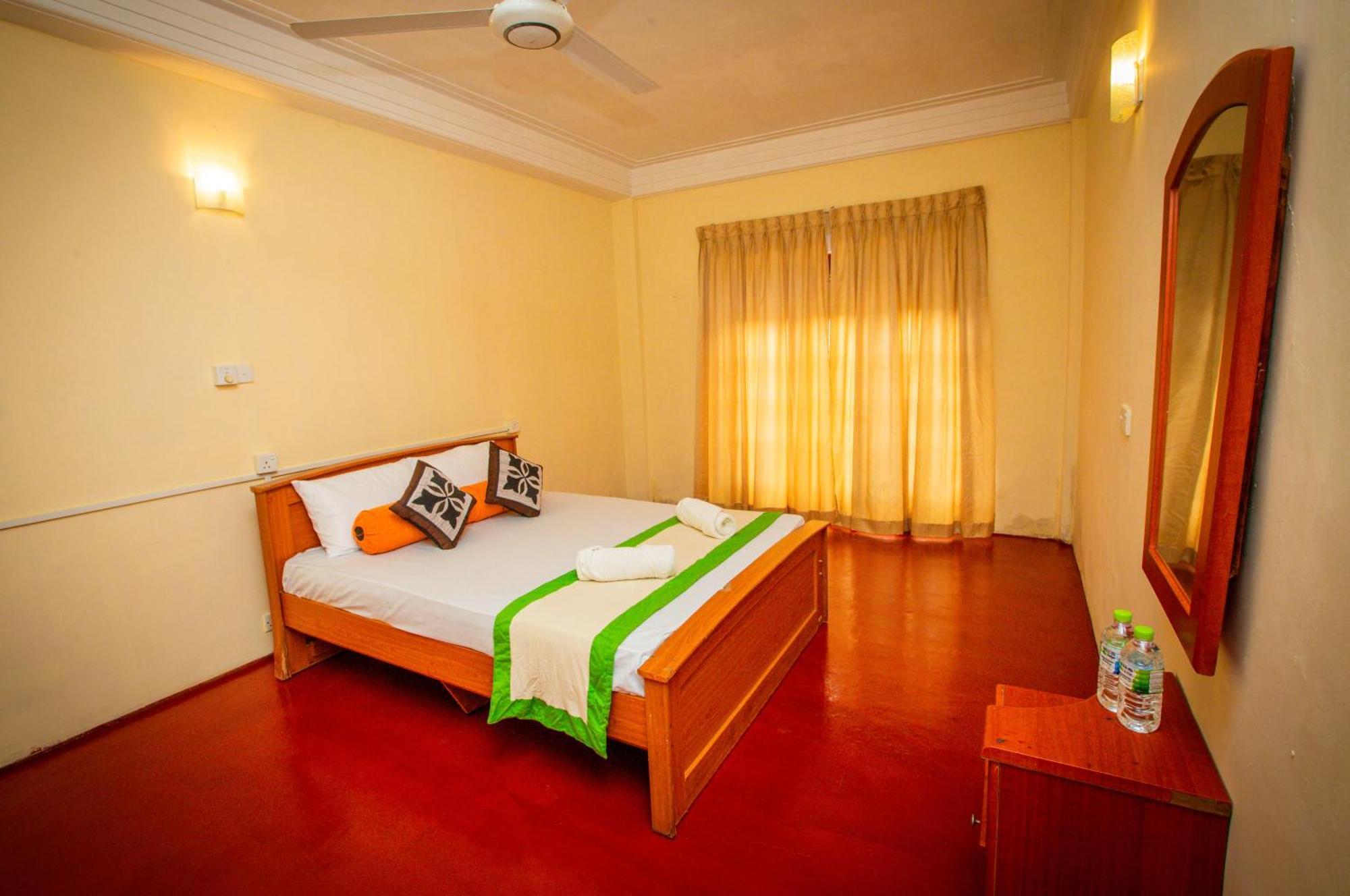 Sunbloom Inn Kandy Luaran gambar