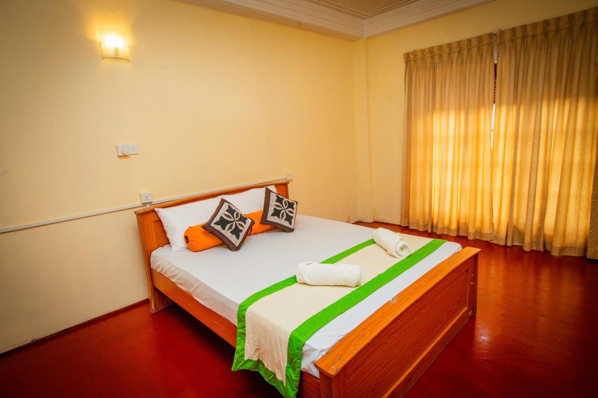 Sunbloom Inn Kandy Luaran gambar