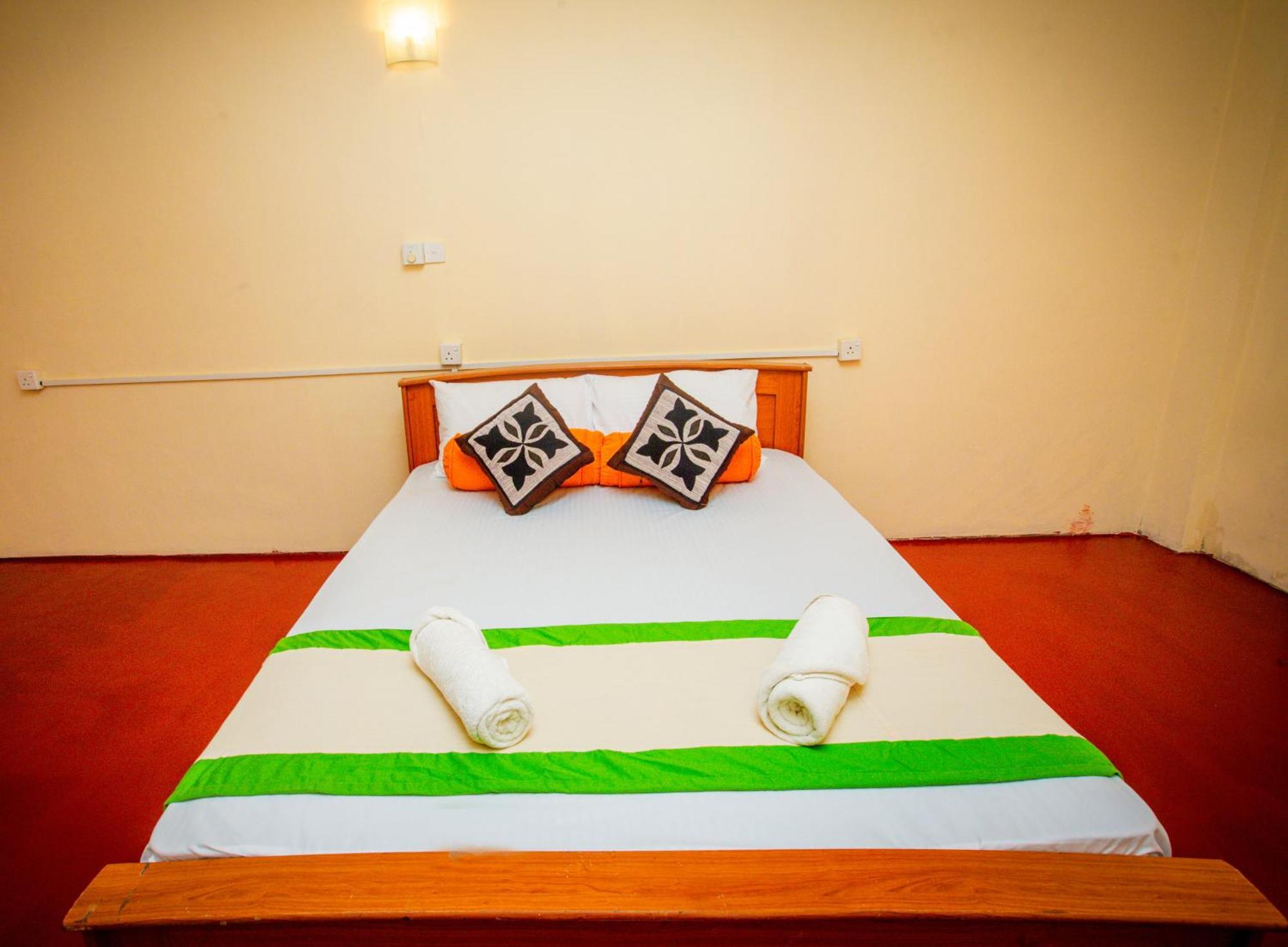 Sunbloom Inn Kandy Luaran gambar