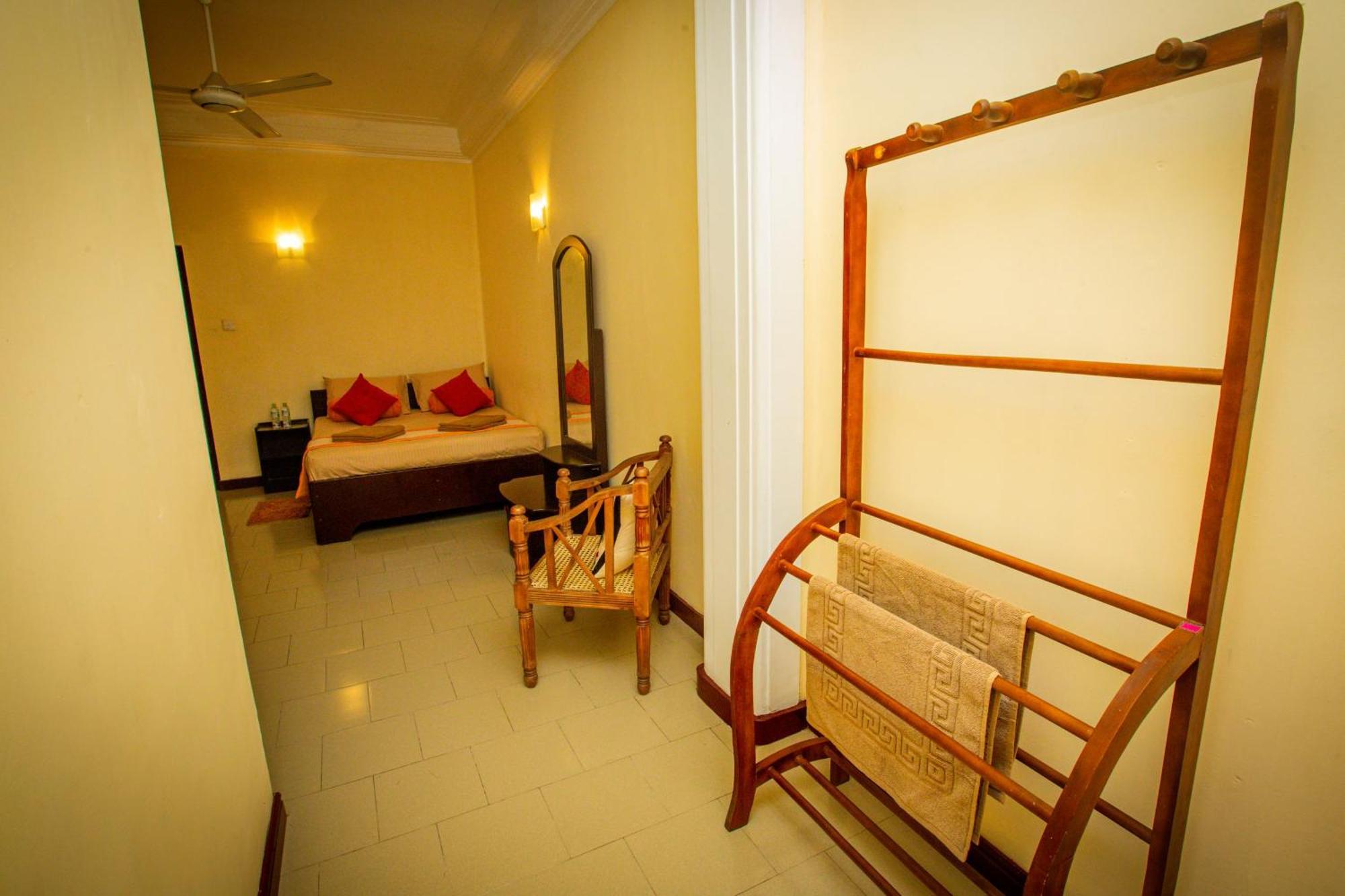 Sunbloom Inn Kandy Luaran gambar